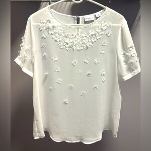 LIZ CLAIBORNE PXL, white, sheer, with tiny flower appliqué top. Short sleeves.